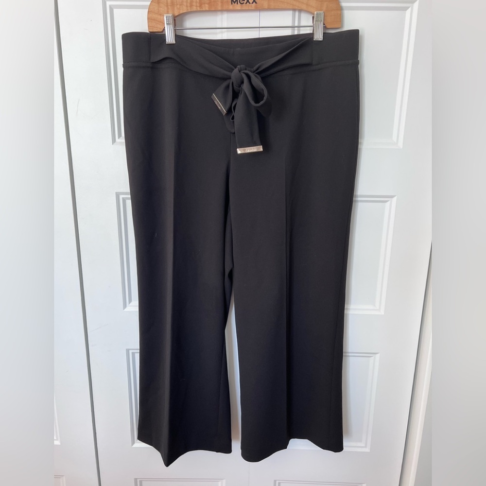 Calvin Klein Black Wide Leg 3/4 length Pants with Tie Waist